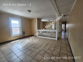 902 N 4th St-Unit -2 in Allentown, PA - Building Photo - Building Photo