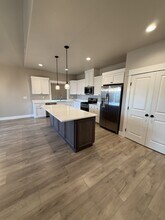 3741 Folium St in Medford, OR - Building Photo - Building Photo