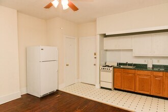 1114 Grove Ave-Unit -Apt #3 in Richmond, VA - Building Photo - Building Photo