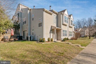 10477 Campus Way S in Upper Marlboro, MD - Building Photo - Building Photo