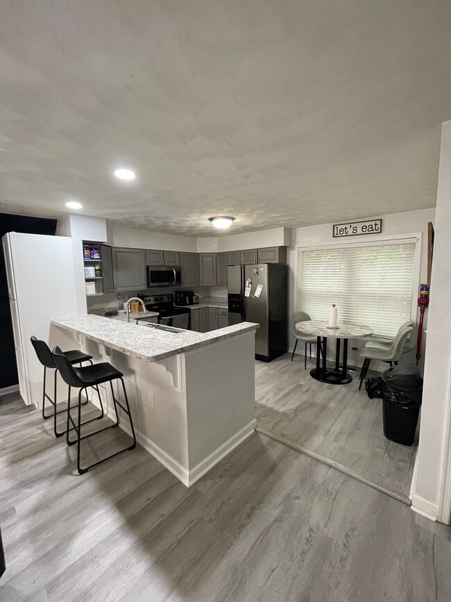 property at 8550 Tidewater Dr