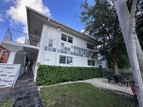 1341 15th St in Miami Beach, FL - Building Photo - Building Photo