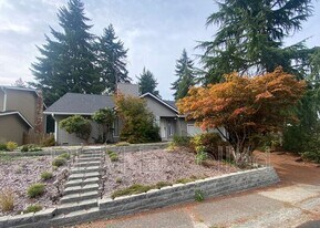 32229 2nd Ave SW in Federal Way, WA - Building Photo