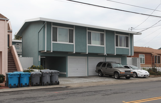 413 Huntington Ave in San Bruno, CA - Foto de edificio - Building Photo