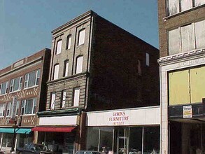 147 Bank St in New London, CT - Building Photo - Building Photo