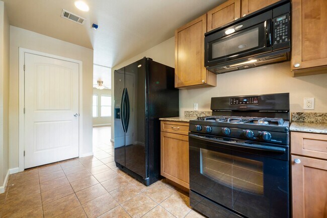 4805 Evans Ave-Unit -A in Austin, TX - Building Photo - Building Photo