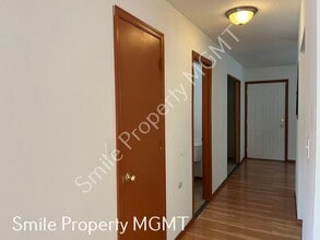8421 SE Insley St in Portland, OR - Building Photo - Building Photo