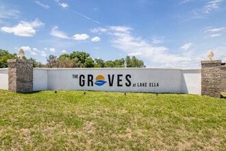 The Groves at Lake Ella in Lady Lake, FL - Foto de edificio - Building Photo