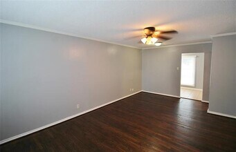 1225 Lakeside Dr in Garland, TX - Building Photo - Building Photo