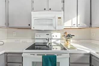 3231 Allen Pkwy, Unit 3301 in Houston, TX - Building Photo - Building Photo