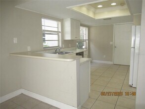 4055 Forecast Dr in Brandon, FL - Building Photo - Building Photo