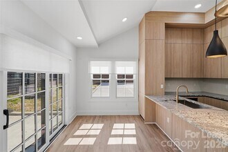 1840 Merriman Ave in Charlotte, NC - Foto de edificio - Building Photo