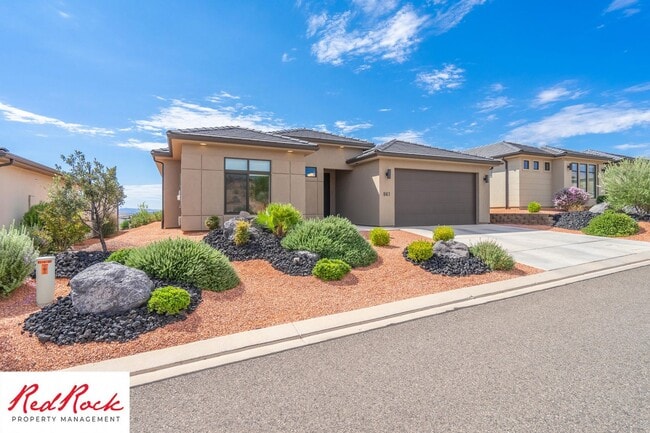property at 861 W Caldo St
