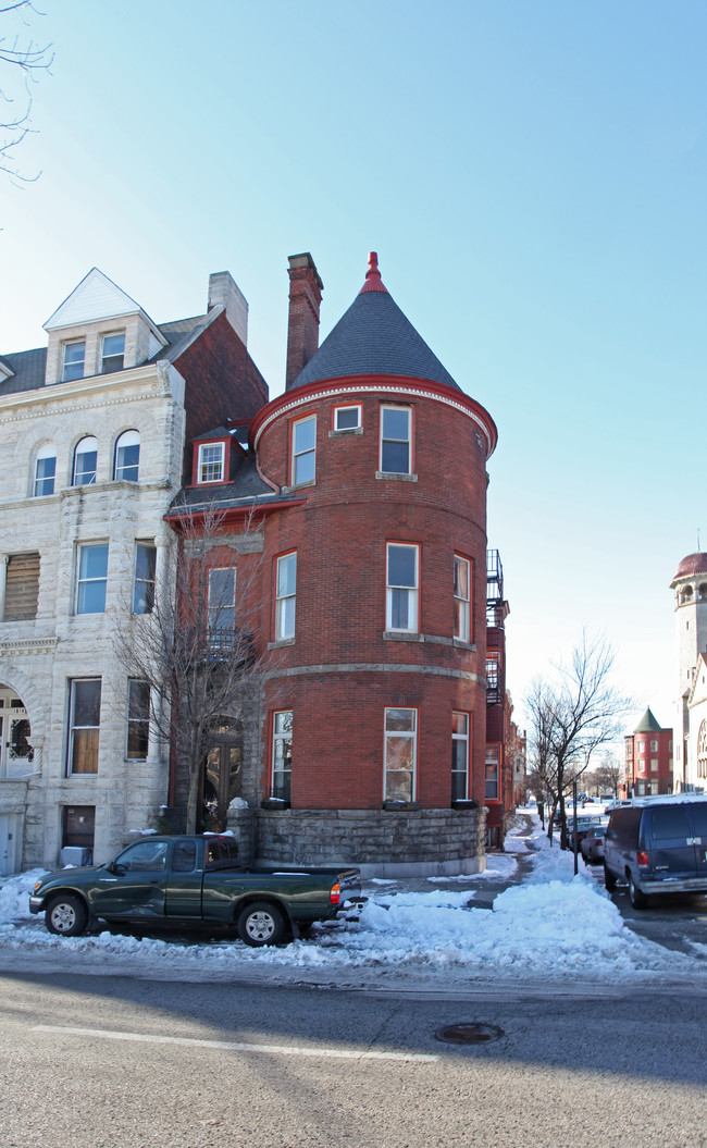 1820 Eutaw Pl in Baltimore, MD - Foto de edificio - Building Photo