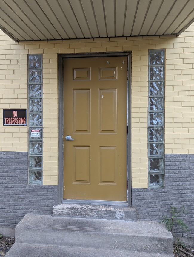 property at 17 Orchard Ave