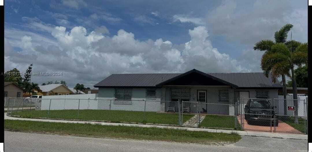 12365 SW 253rd Ter in Homestead, FL - Building Photo