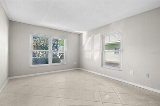 464 N Paula Dr in Dunedin, FL - Building Photo - Building Photo