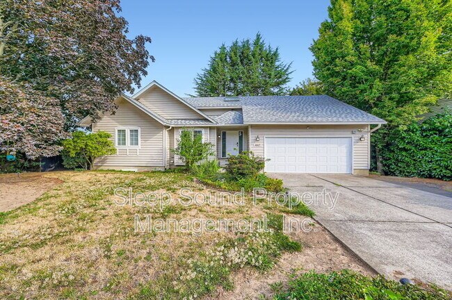 4817 NE Holman St in Portland, OR - Building Photo - Building Photo