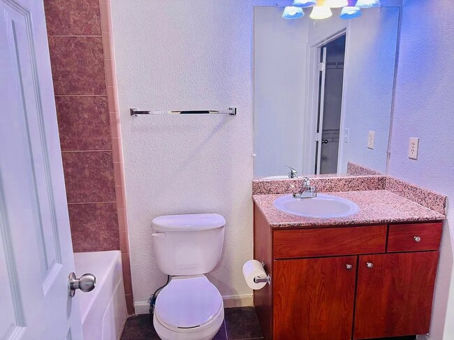 8434 Walerga Rd, Unit 836 in Antelope, CA - Building Photo - Building Photo