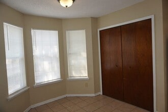 5846 Liska Dr in Jacksonville, FL - Building Photo - Building Photo