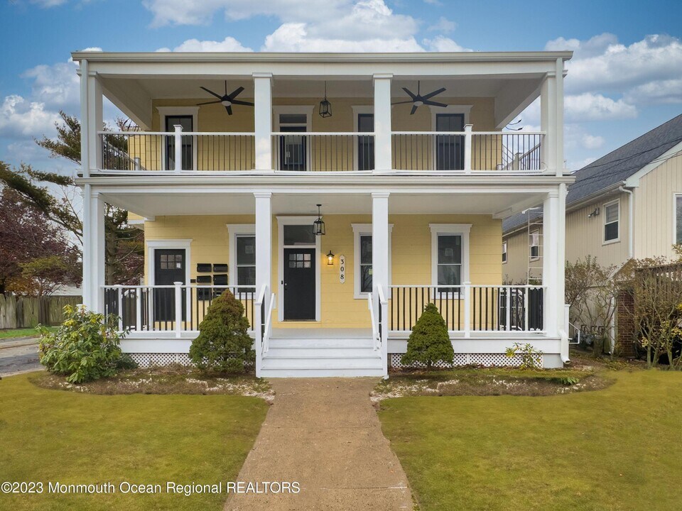 308 7th Ave in Asbury Park, NJ - Building Photo