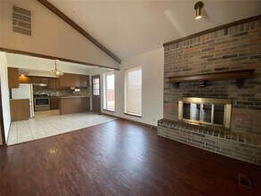 521 W 8th St in Edmond, OK - Building Photo - Building Photo