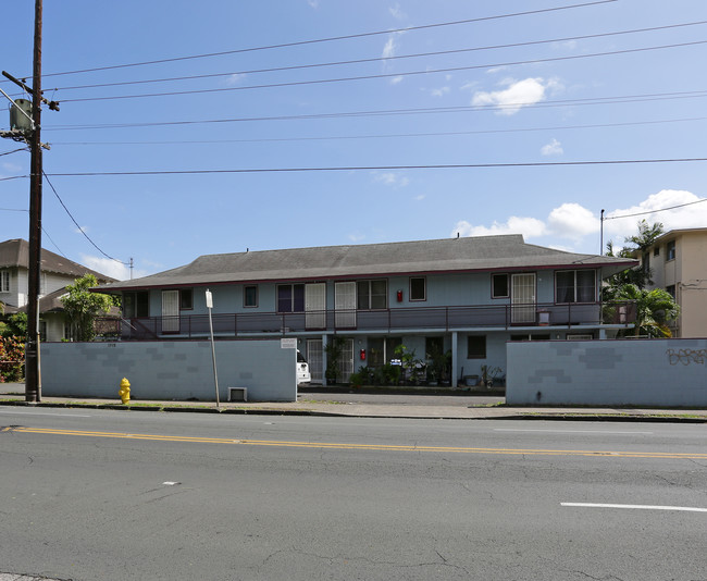 Nuuanu Gardens in Honolulu, HI - Building Photo - Building Photo