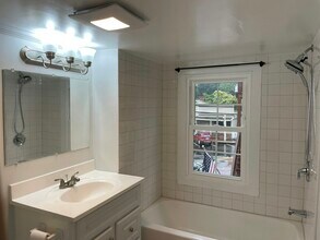 201 Union St in Occoquan, VA - Building Photo - Building Photo