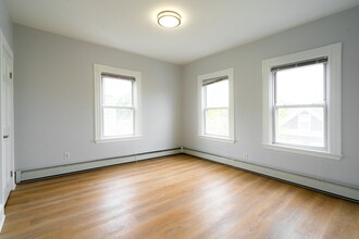 324 Hurley St in Cambridge, MA - Building Photo - Building Photo