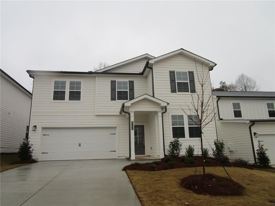 5169 Un Hts Wy in Flowery Branch, GA - Building Photo