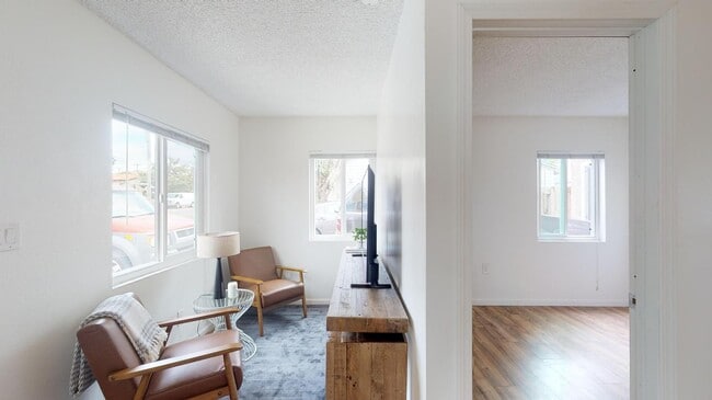 property at 1605 Diamond St