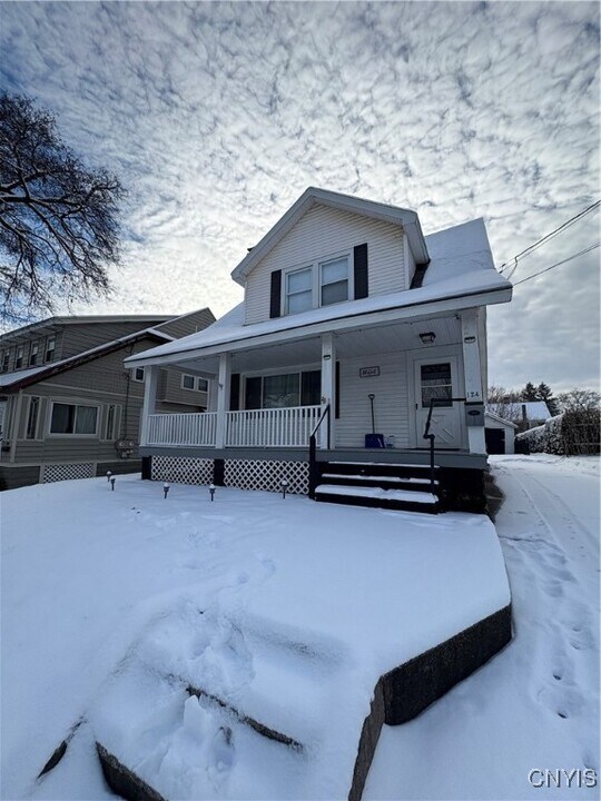 124 Curtis Pl in Auburn, NY - Building Photo