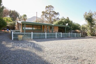 33120 Deeble Entrance in Lake Elsinore, CA - Building Photo - Building Photo