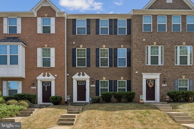 property at 2122 Hays St