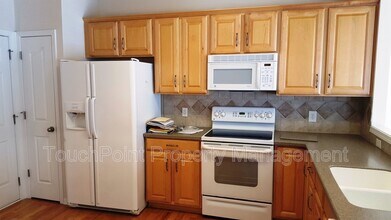 9043 Mcalwaine Preserve Ave in Charlotte, NC - Building Photo - Building Photo
