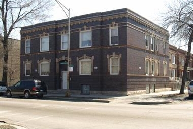 3823 W Augusta Blvd in Chicago, IL - Building Photo