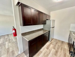 270 Bloomfield Ave in Bloomfield, NJ - Building Photo - Building Photo