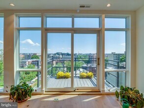 1468 Belmont St NW, Unit 4E in Washington, DC - Building Photo - Building Photo