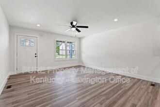 340 Winding Branch Dr in Berea, KY - Building Photo - Building Photo