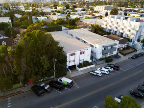 1015 N Vista St in West Hollywood, CA - Foto de edificio - Other