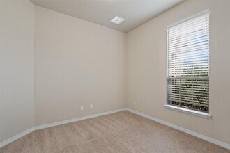 19316 Chayton Cir in Pflugerville, TX - Building Photo - Building Photo