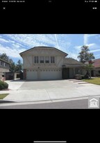 612 Stanford Dr in Placentia, CA - Building Photo