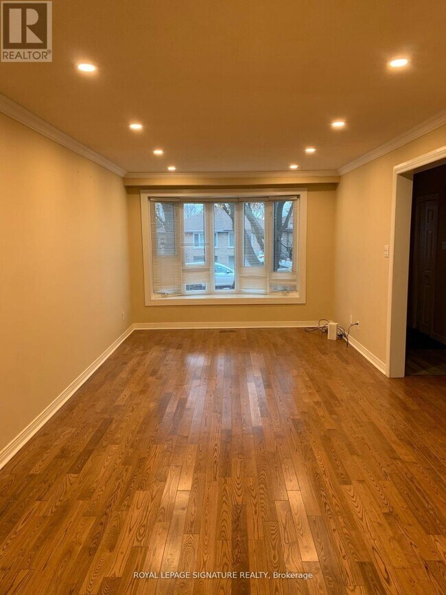 3317 Carillion Ave in Mississauga, ON - Building Photo - Building Photo