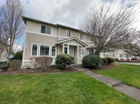 2350 Simmons St in Dupont, WA - Building Photo