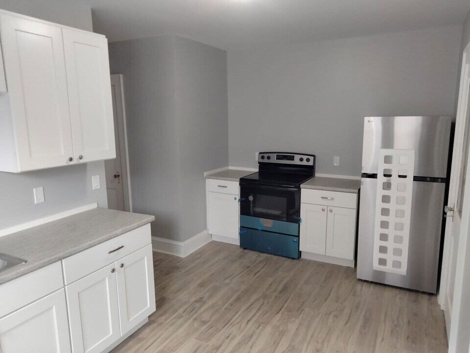 76 Kibbe St in Hartford, CT - Building Photo