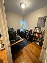 96 Chelsea St, Unit #2 in Boston, MA - Building Photo - Building Photo