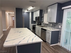 9949 Councilor Ln in North Fort Myers, FL - Building Photo - Building Photo