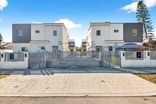 5641 Riverton Ave in Los Angeles, CA - Building Photo