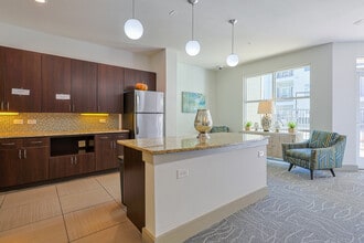 Urban Oaks in Austin, TX - Foto de edificio - Interior Photo
