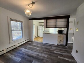 67 Old Albany Post Rd-Unit -#1 in Rhinebeck, NY - Building Photo - Building Photo